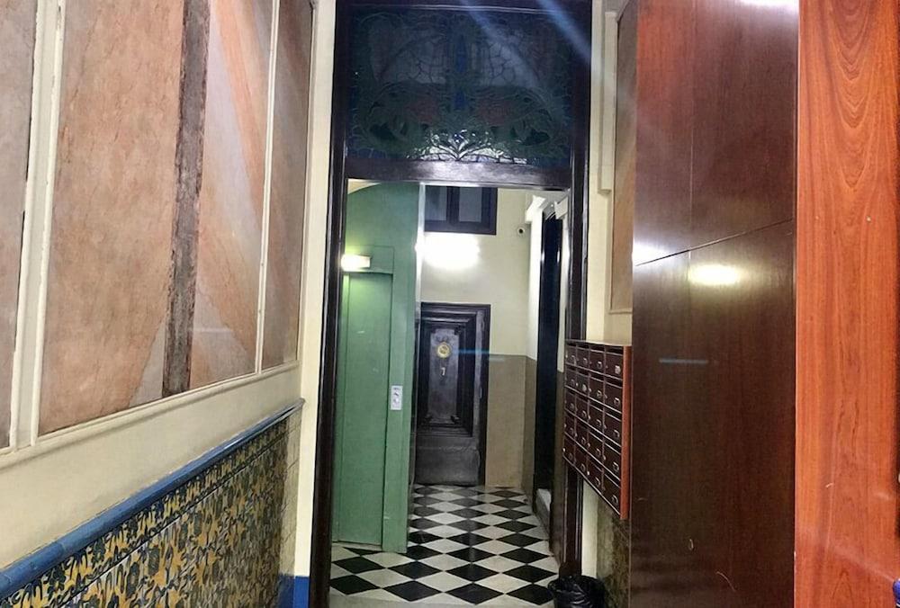 Hostal Eden Барселона Екстериор снимка