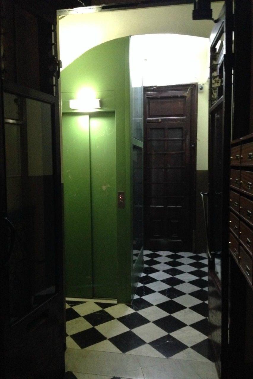 Hostal Eden Барселона Екстериор снимка
