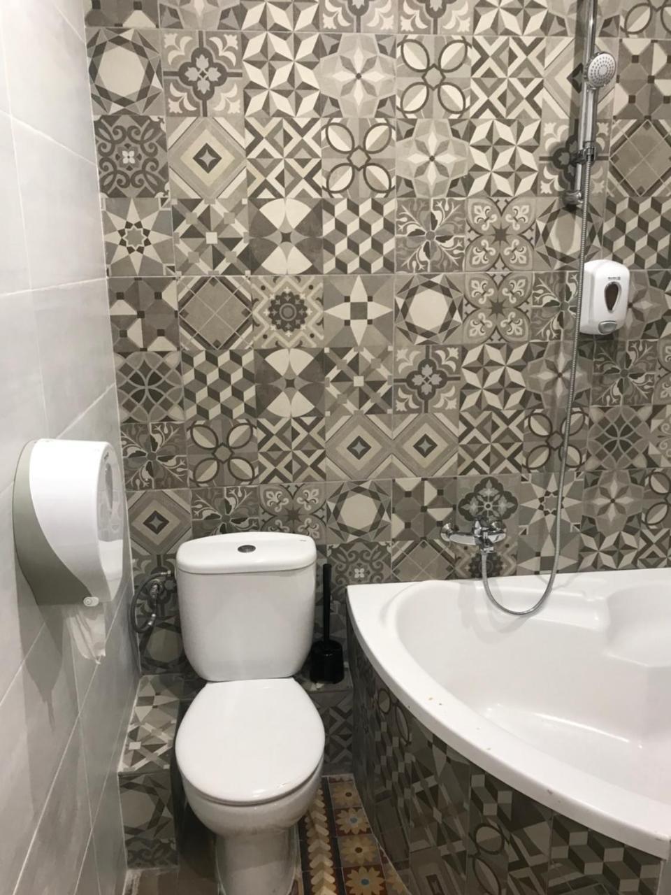Hostal Eden Барселона Екстериор снимка